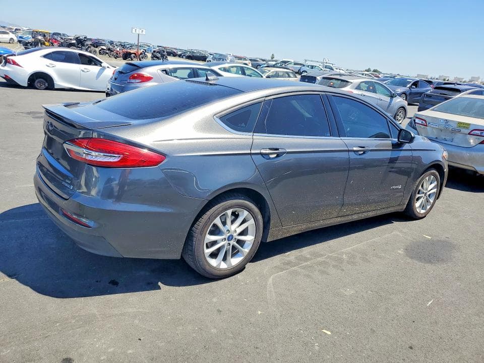 2019 FORD FUSION SE 3