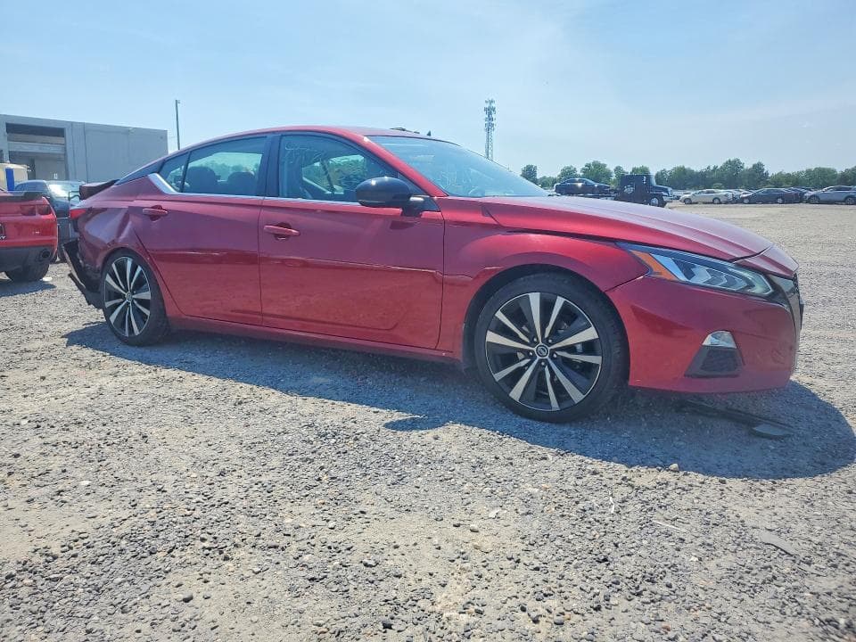 2021 NISSAN ALTIMA SR 4