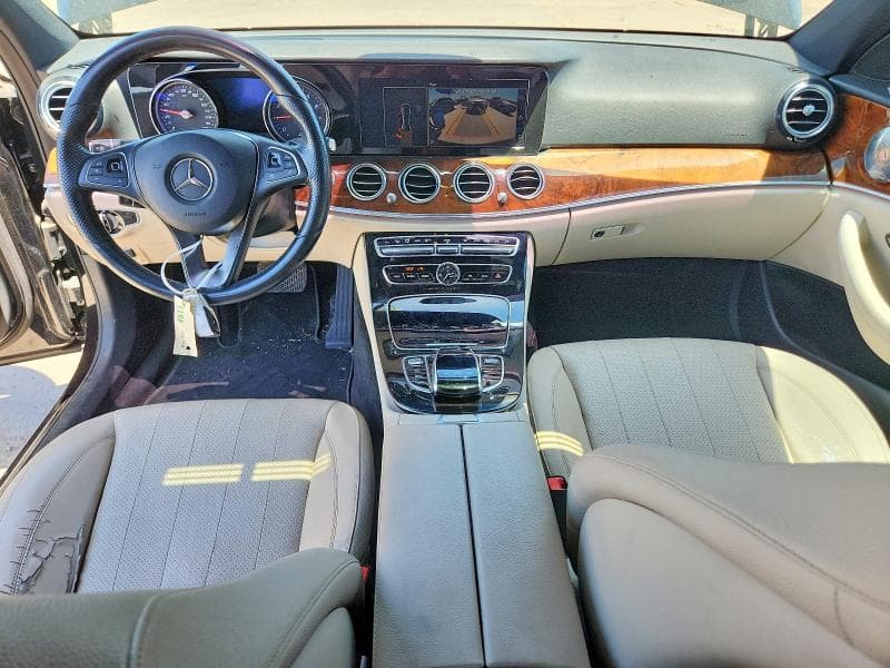 2017 MERCEDES-BENZ E 300 300 8
