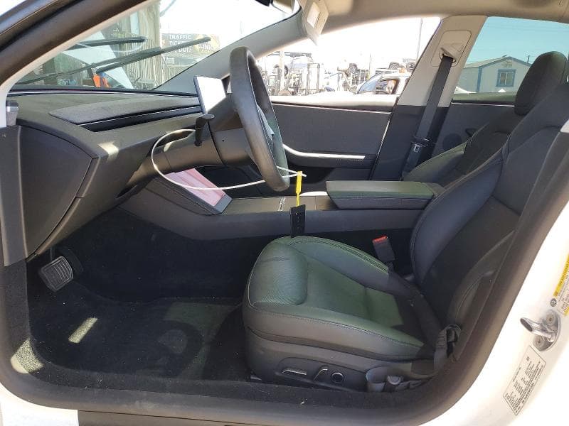 2026 TESLA MODEL 3 7