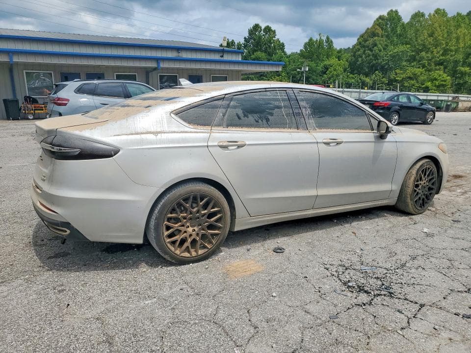2019 FORD FUSION 3