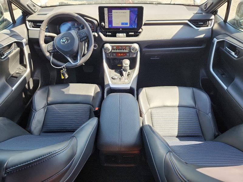 2024 TOYOTA RAV4 XSE 8