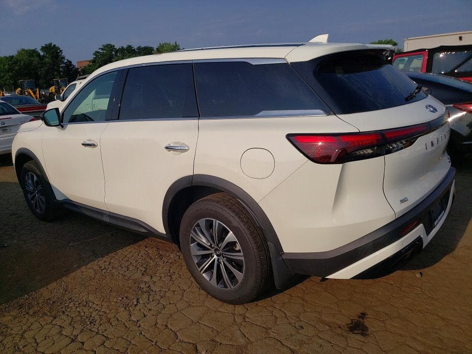 2022 INFINITI QX60 PURE 2