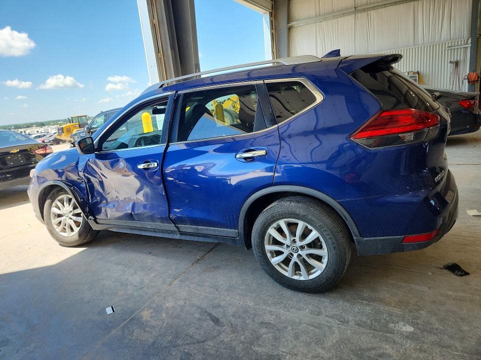 2017 NISSAN ROGUE SV 2