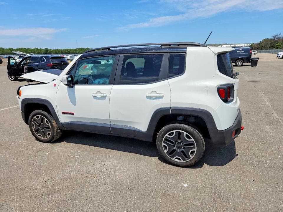 2017 JEEP RENEGADE TRAILHAWK 2