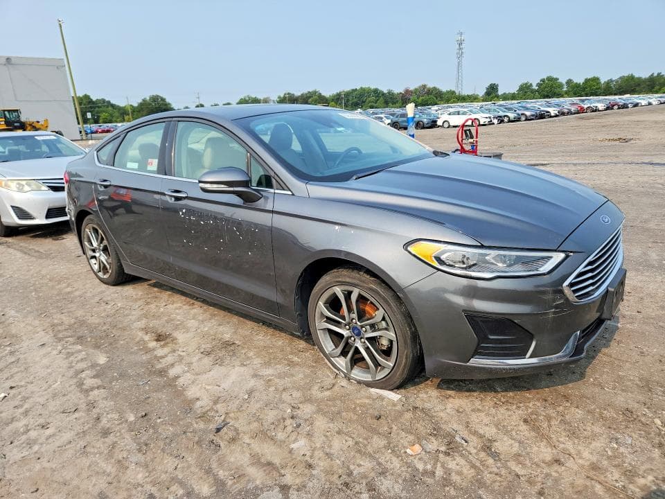 2020 FORD FUSION SEL 4