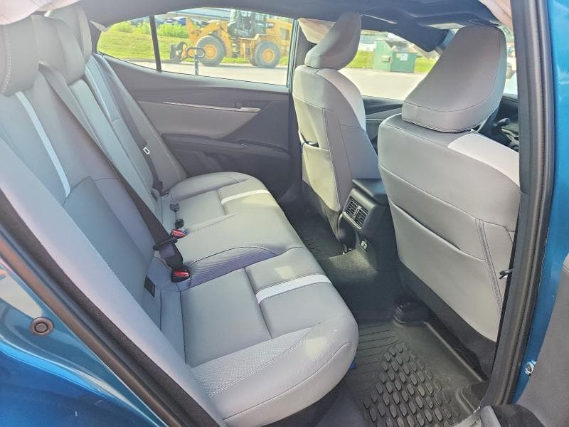 2026 TOYOTA CAMRY SE 10