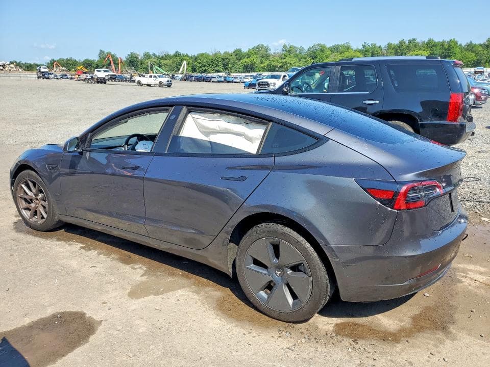 2023 TESLA MODEL 3 2