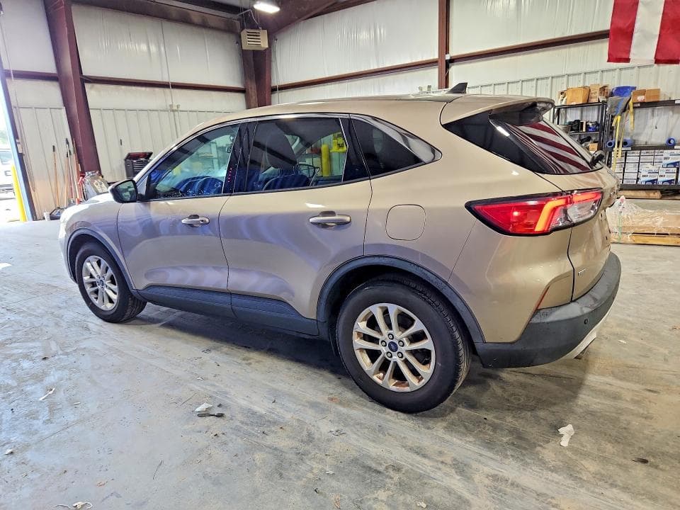 2020 FORD ESCAPE SE 2
