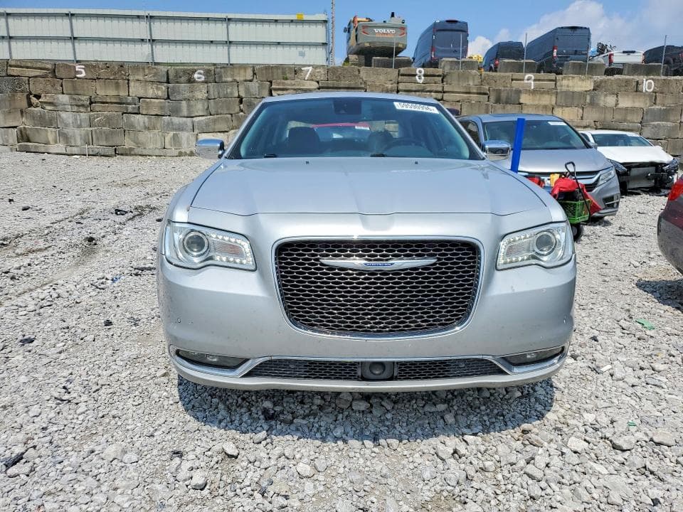 2019 CHRYSLER 300 LIMITED 5