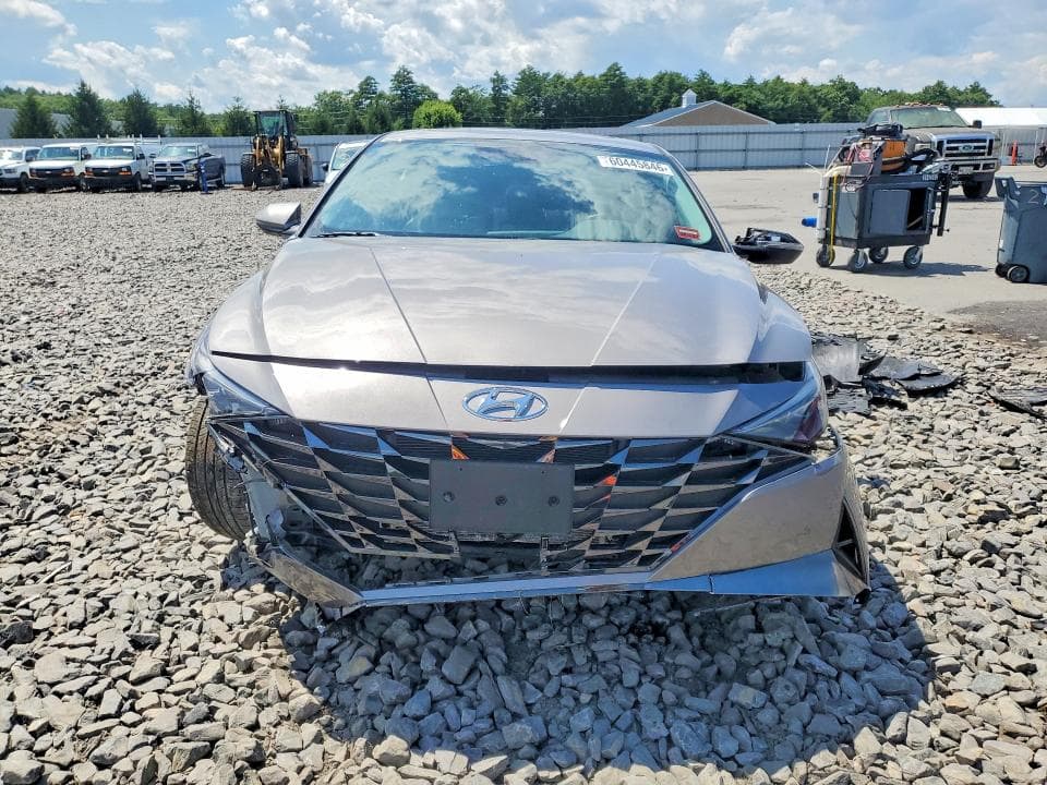 2022 HYUNDAI ELANTRA LIMITED 5