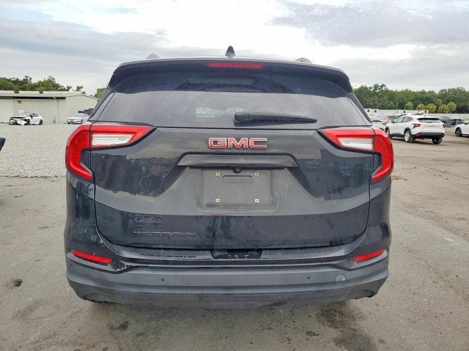 2023 GMC TERRAIN SLT 6