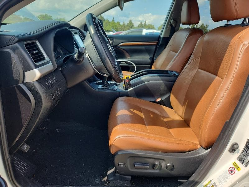 2019 TOYOTA HIGHLANDER LIMITED 7