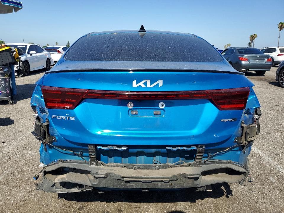 2024 KIA FORTE GT LINE 6