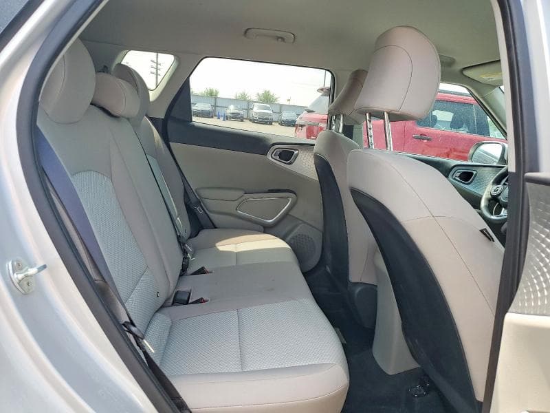 2020 KIA SOUL LX 11