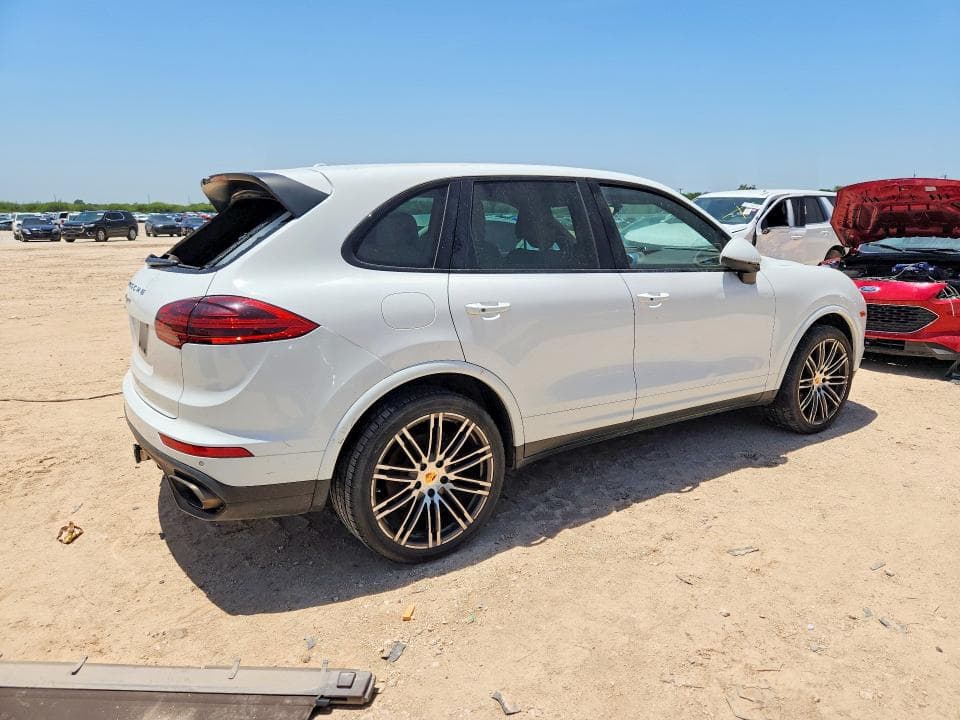 2017 PORSCHE CAYENNE 3