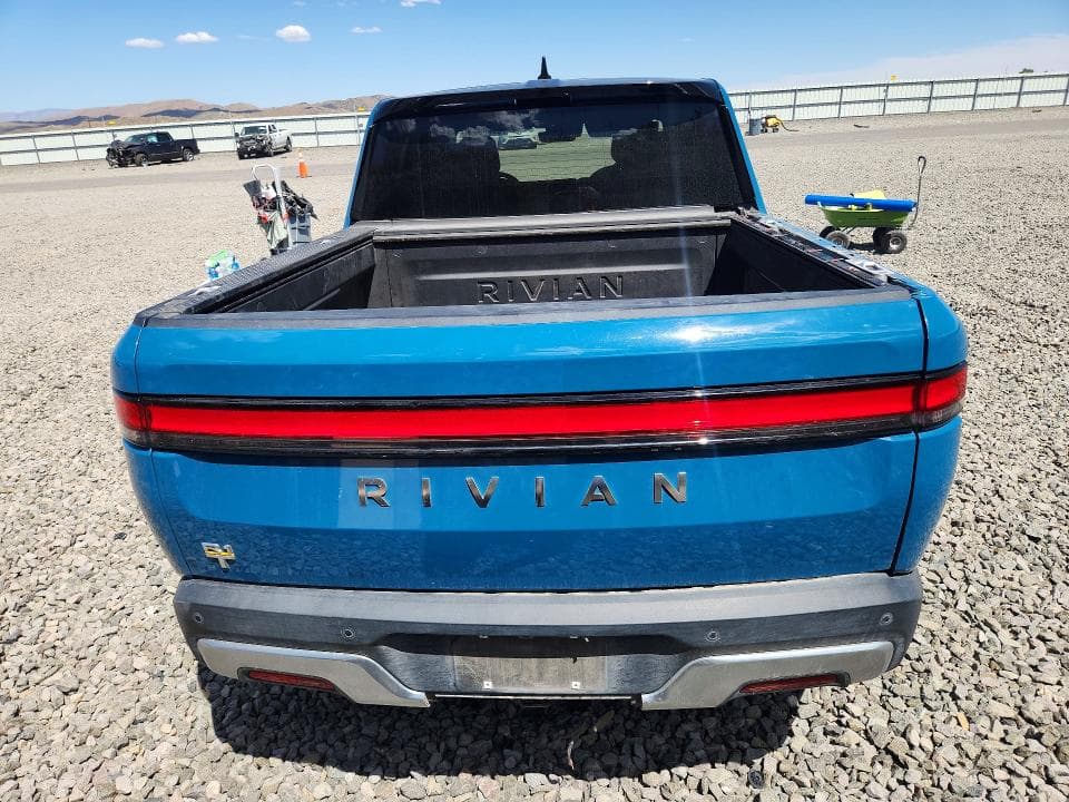 2022 RIVIAN R1T LAUNCH EDITION 6