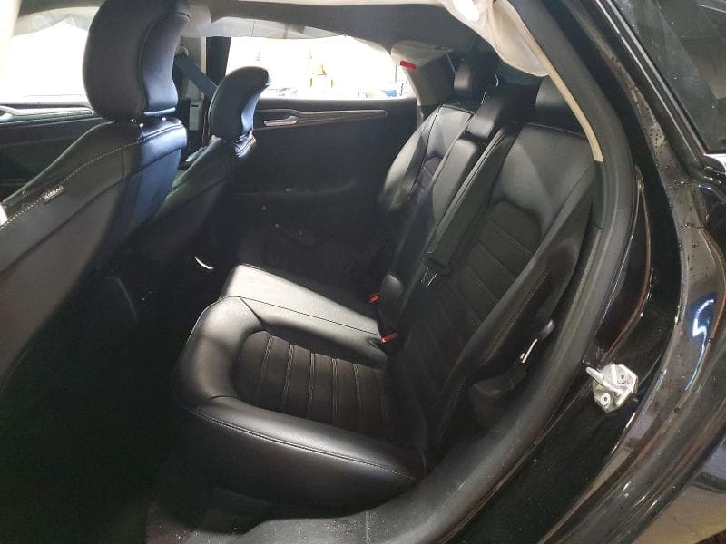2017 FORD FUSION SE 10