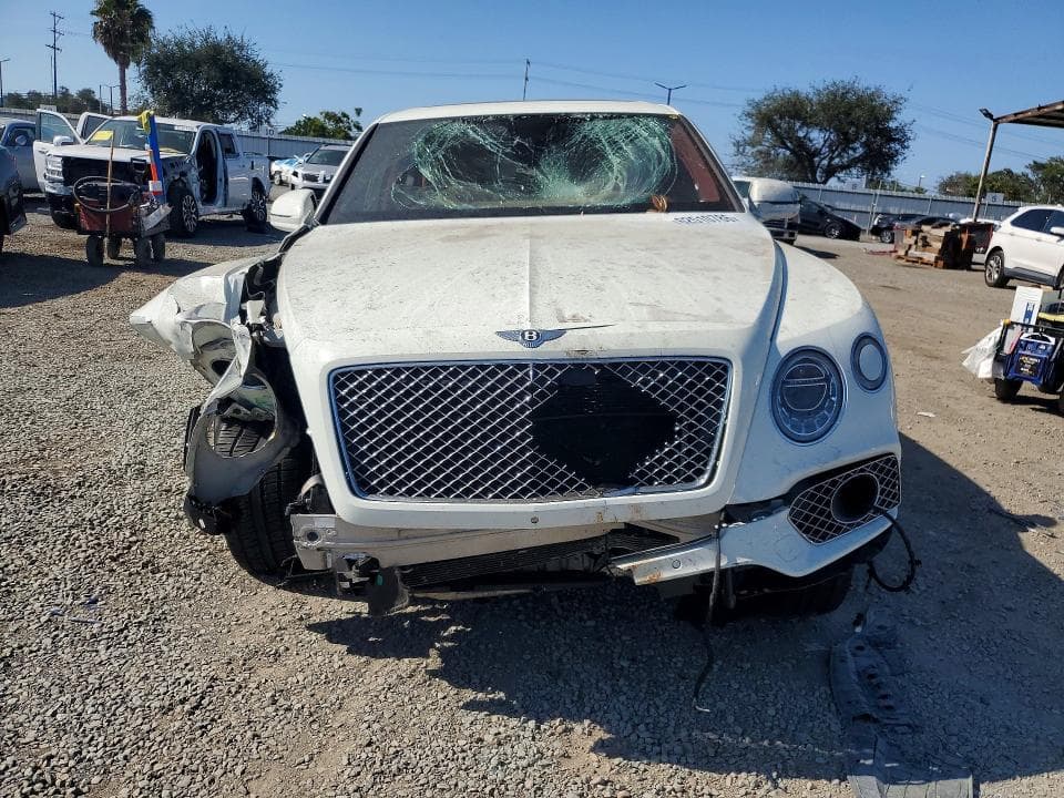 2018 BENTLEY BENTAYGA 5