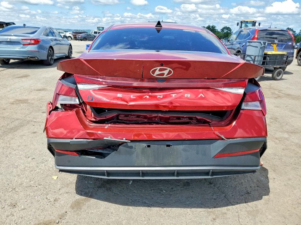 2025 HYUNDAI ELANTRA SE 6