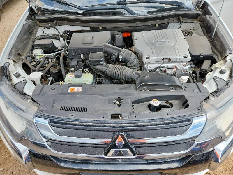2018 MITSUBISHI OUTLANDER SE 11