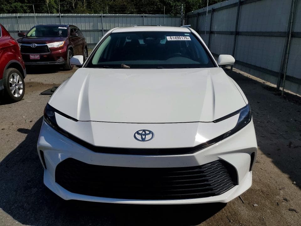 2025 TOYOTA CAMRY LE 5