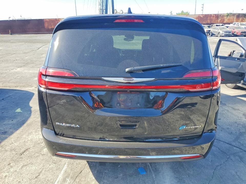 2024 CHRYSLER PACIFICA HYBRID SELECT 6