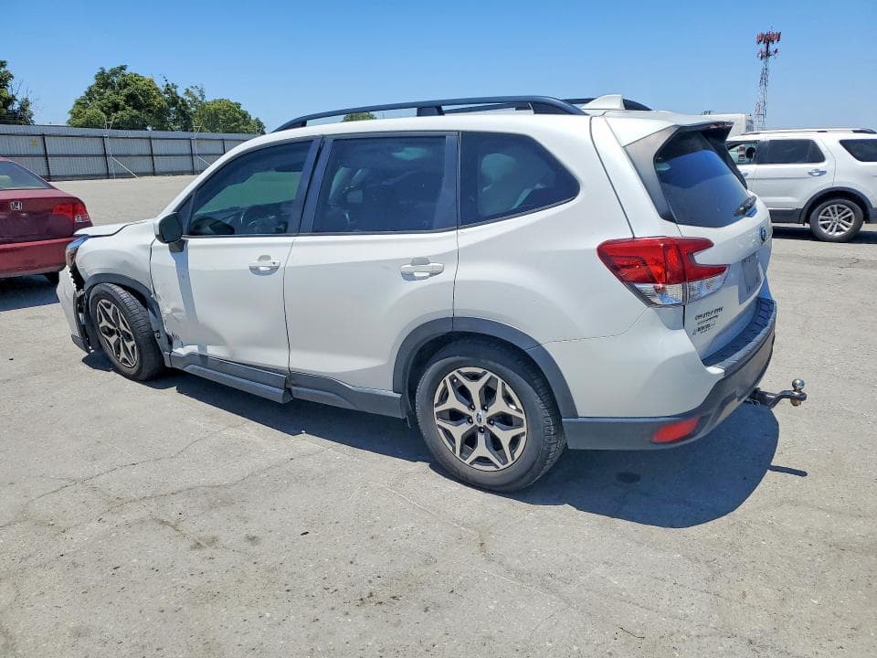 2020 SUBARU FORESTER PREMIUM 2