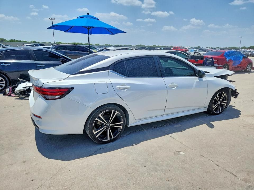 2020 NISSAN SENTRA SR 3