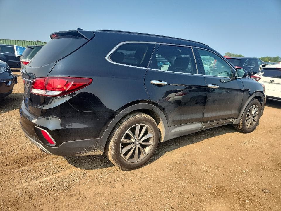 2017 HYUNDAI SANTA FE SE 3