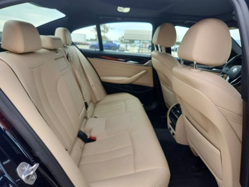 2019 BMW 530 I 10