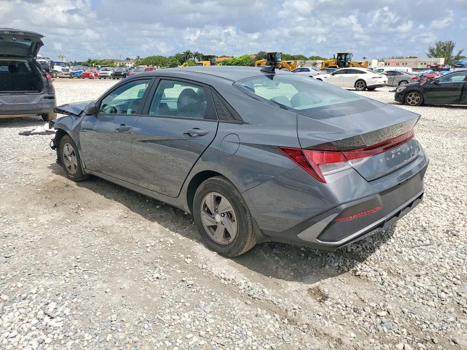 2025 HYUNDAI ELANTRA SE 2