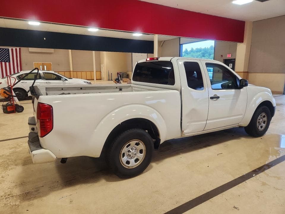 2017 NISSAN FRONTIER S 3
