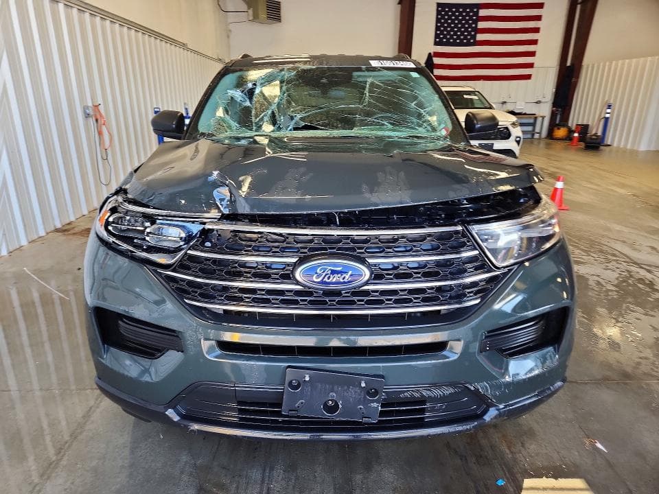2022 FORD EXPLORER XLT 5