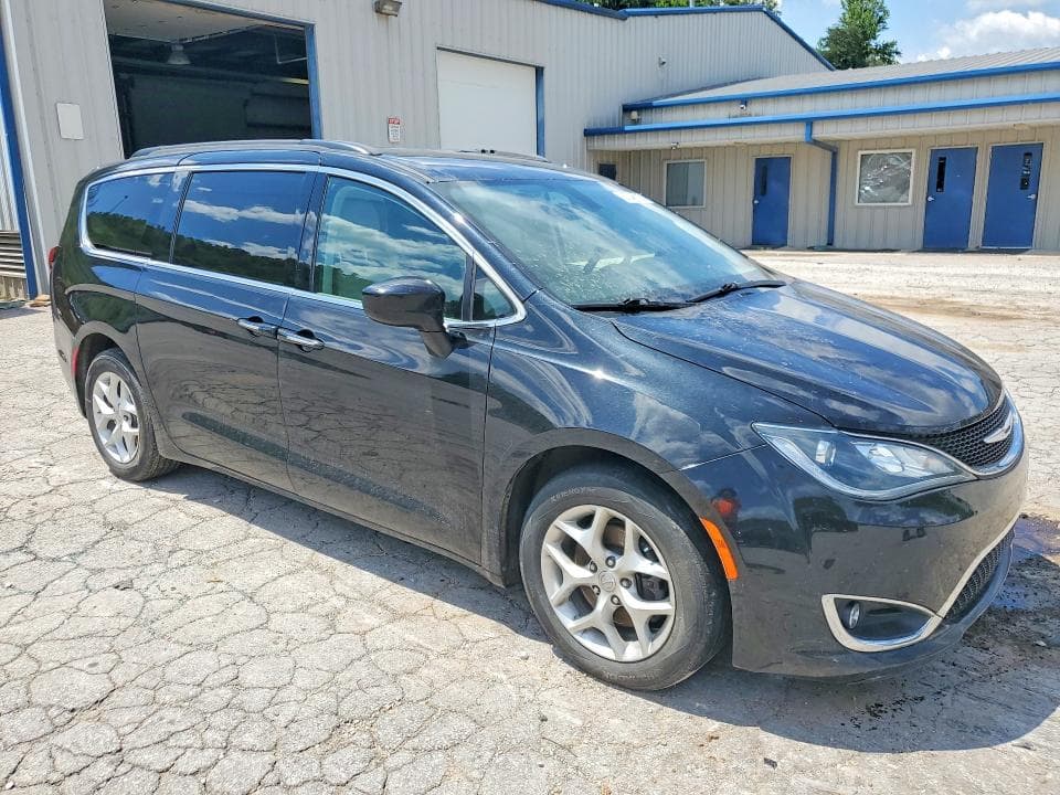 2018 CHRYSLER PACIFICA TOURING PLUS 4