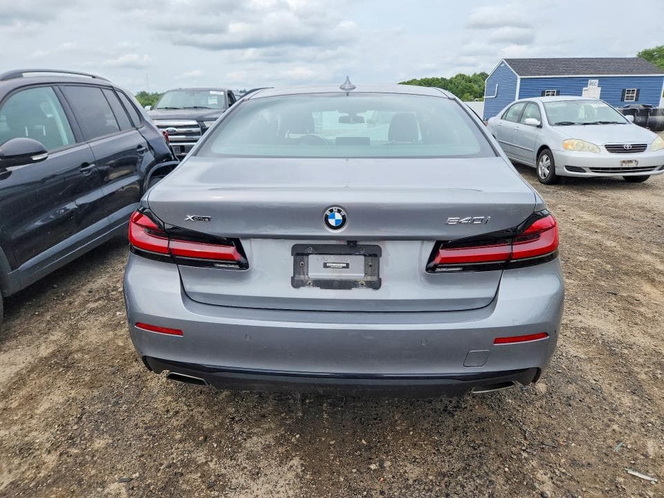 2023 BMW 540 XI 6