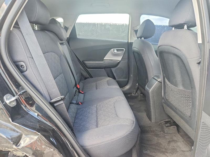 2017 KIA NIRO LX 11