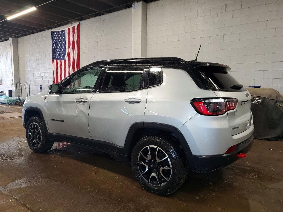 2025 JEEP COMPASS TRAILHAWK 2