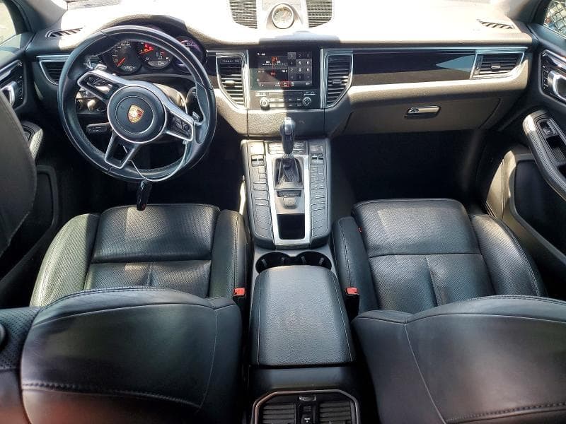 2017 PORSCHE MACAN 8