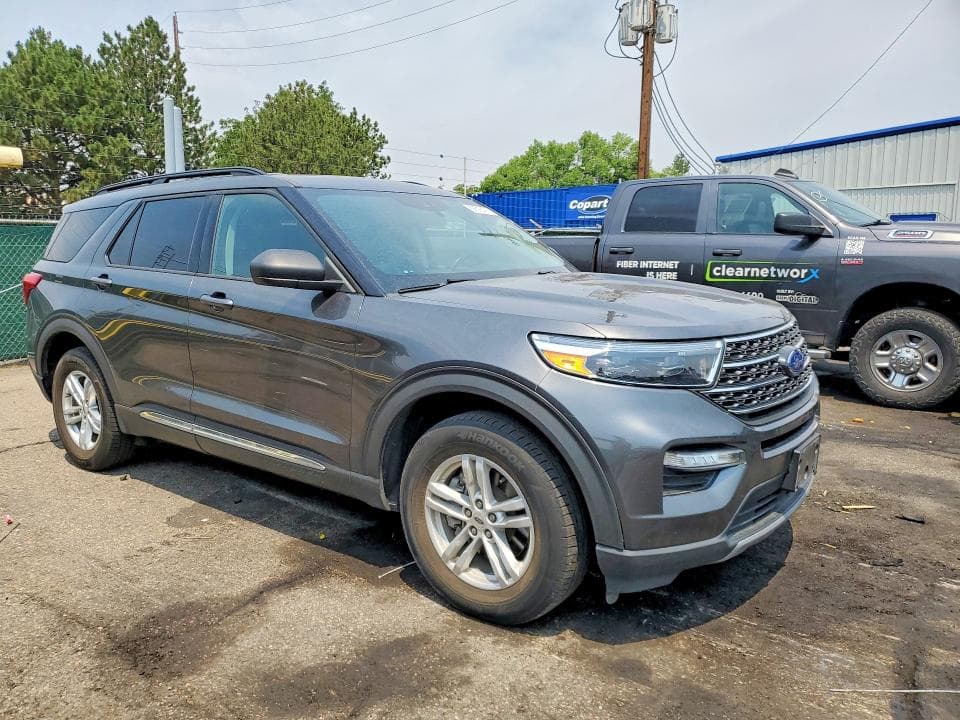 2020 FORD EXPLORER XLT 4