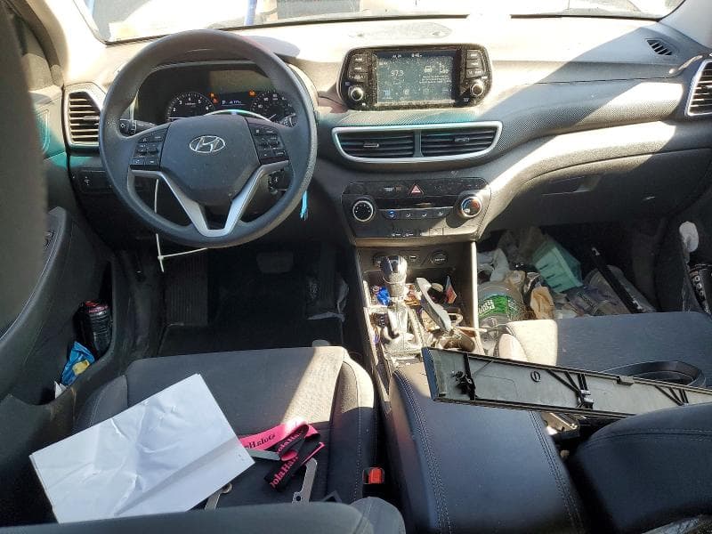 2020 HYUNDAI TUCSON SE 8
