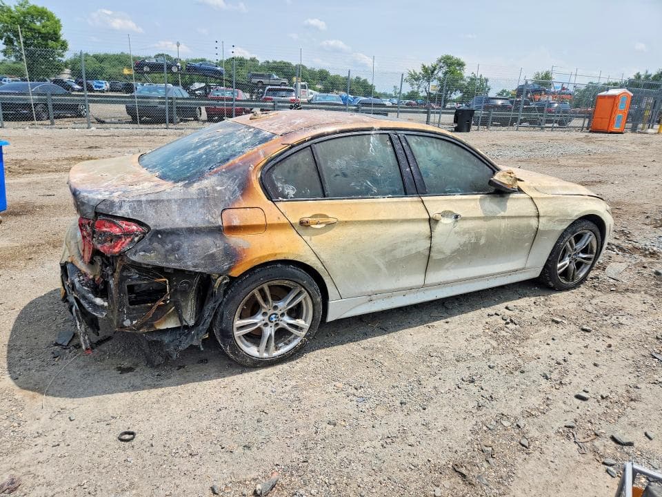 2017 BMW 330 XI 3
