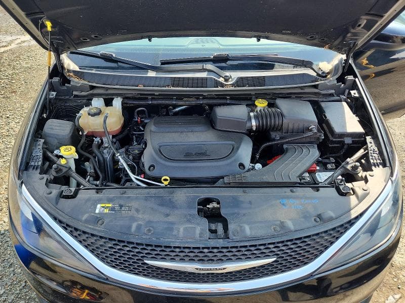 2021 CHRYSLER VOYAGER LXI 12
