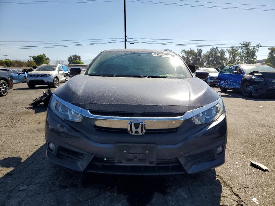 2018 HONDA CIVIC EX 5
