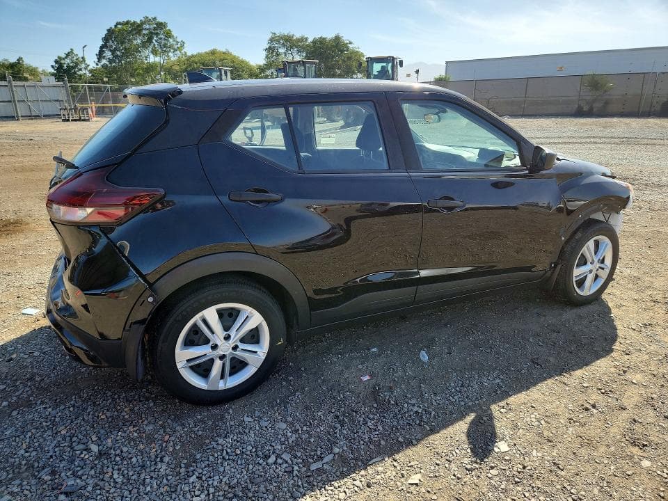 2024 NISSAN KICKS S 3