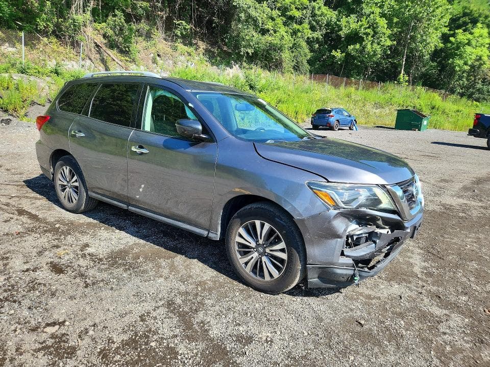 2017 NISSAN PATHFINDER SV 4