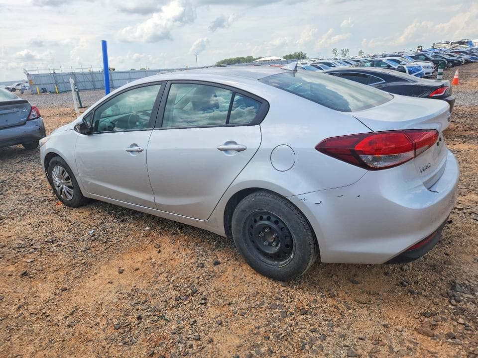 2017 KIA FORTE LX 2