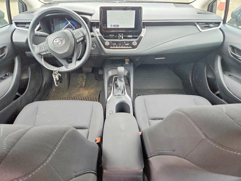 2026 TOYOTA COROLLA LE 8