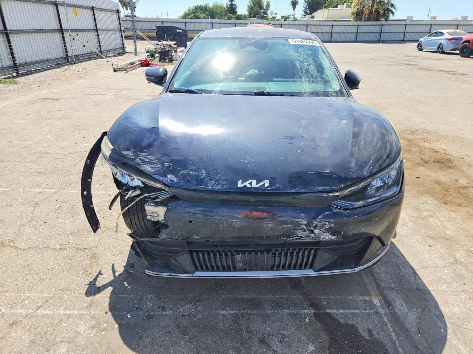 2022 KIA EV6 WIND 5