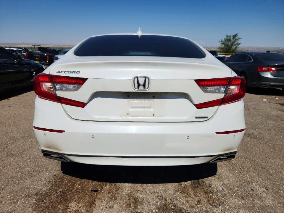 2018 HONDA ACCORD TOURING 6